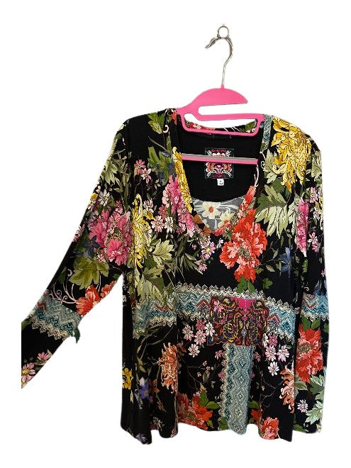 The Janie Favorite Long Sleeve V-Neck Swing Tee - MULTI