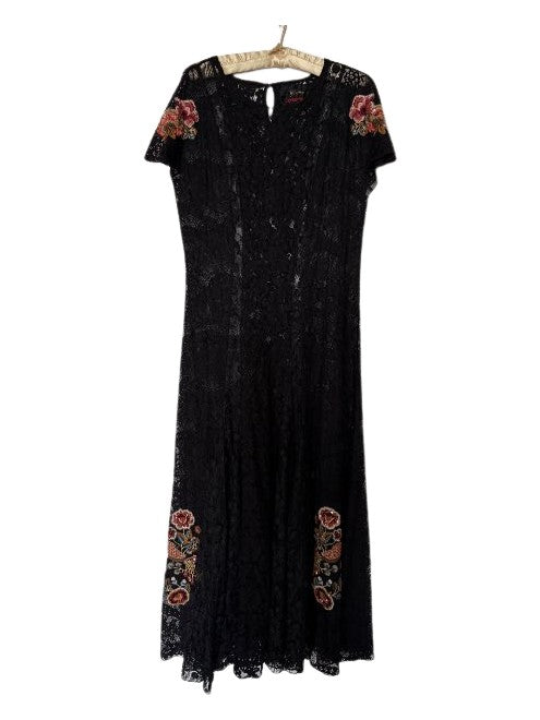 Cloe Lace Dress - Black