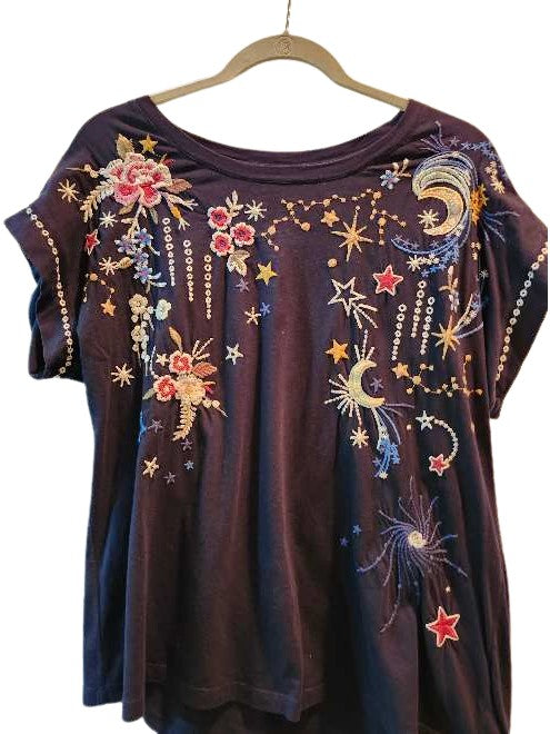 CYLLENE RELAXED TEE - BLACK