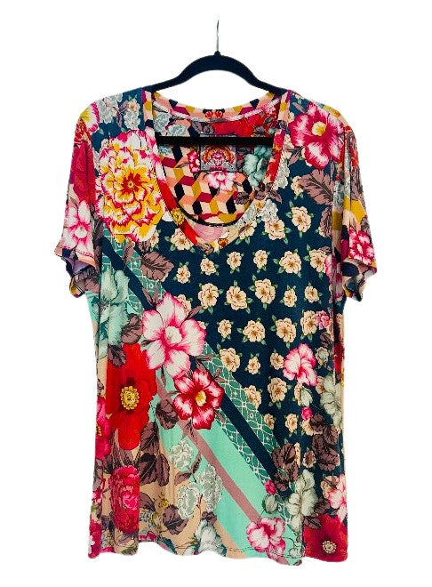 NELLIE FAVORITE S/S V-NECK SLIM TEE - MULTI
