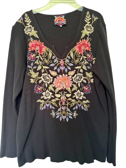 SIMONA LONG SLEEVE BOHO TEE - BLACK
