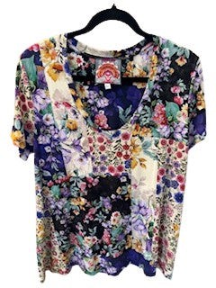The Janie Favorite Short Sleeve V-Neck Swing Tee - Sky Flower